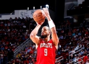 米兰体育,-火箭大胜爵士，夺得胜利关键