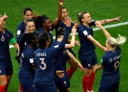 米兰体育-荷兰女足在友谊赛中取得胜利