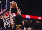 米兰体育官网-猛马不敌骑士，季后赛希望受挫