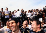 米兰百家乐-关于哈斯车队鏖战红牛二队，塞恩斯点燃赛场的信息