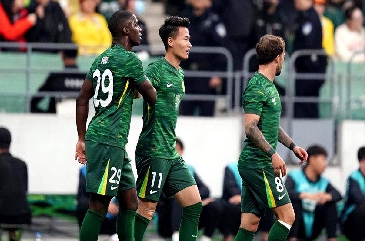 热门比拼北京国安对阵武汉卓尔，胜负难料的简单介绍