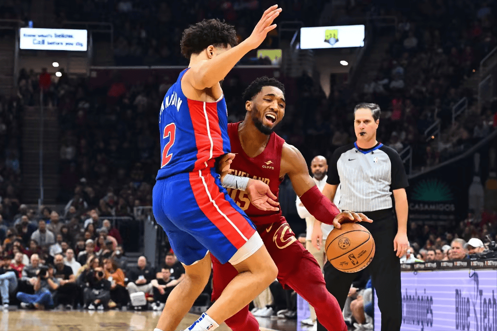 击败强敌，球队跻身夺冠热门的简单介绍