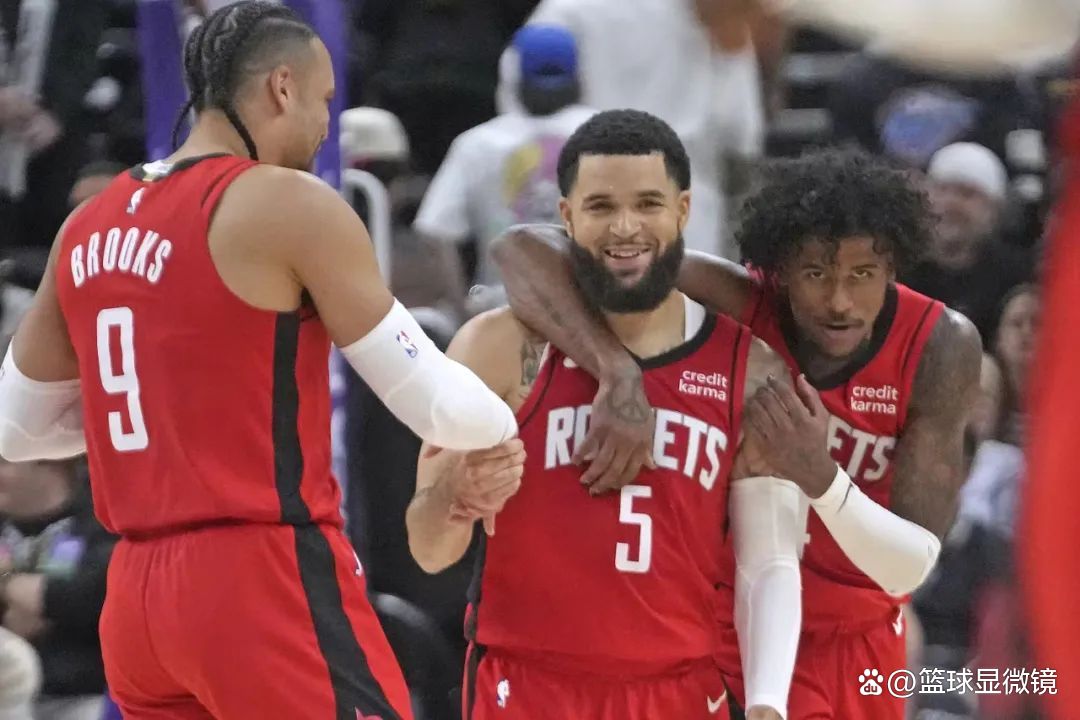 太阳后卫沃尔克斯进步明显，协助球队稳定阵容的简单介绍