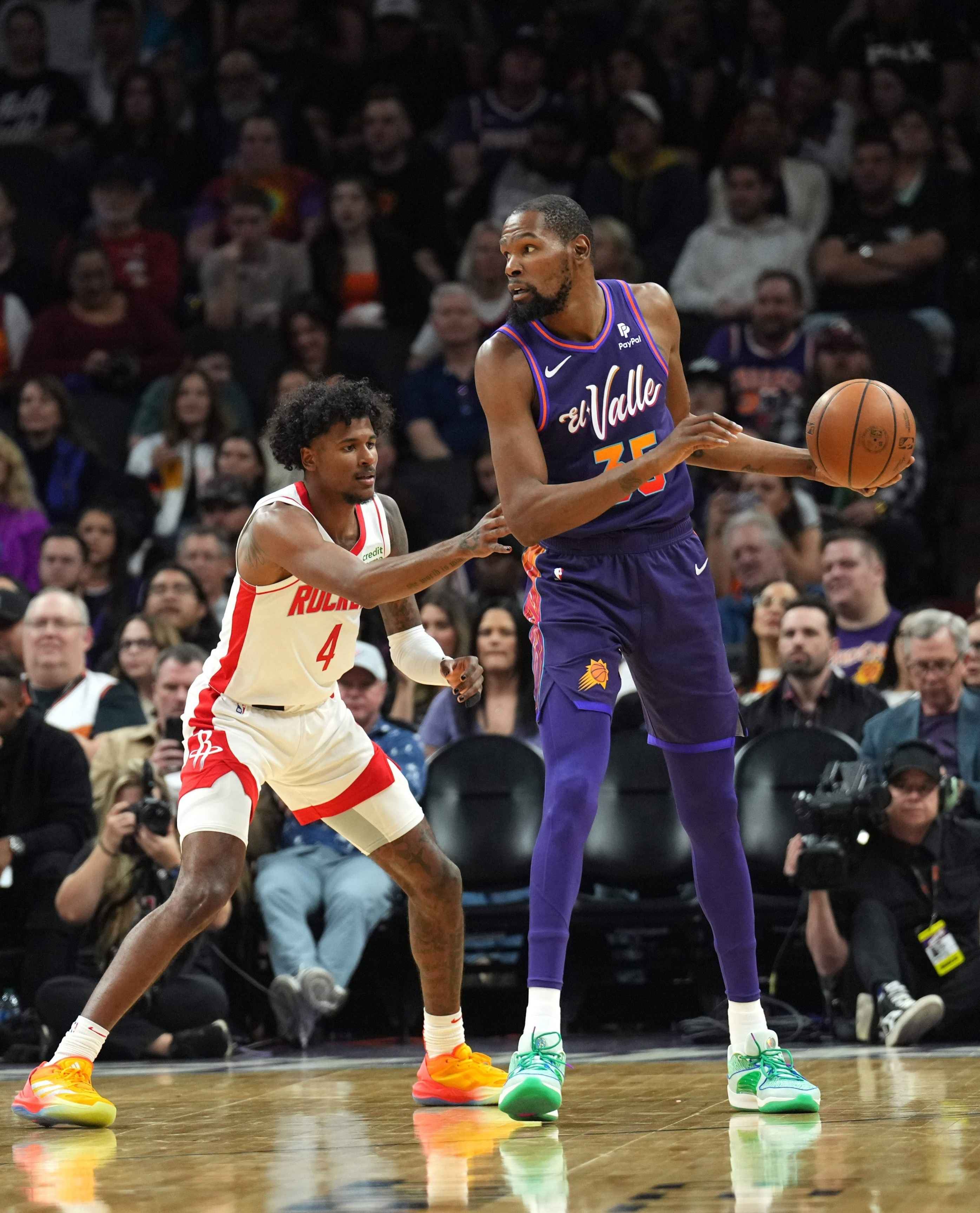 火箭主场击败太阳逆转赢球