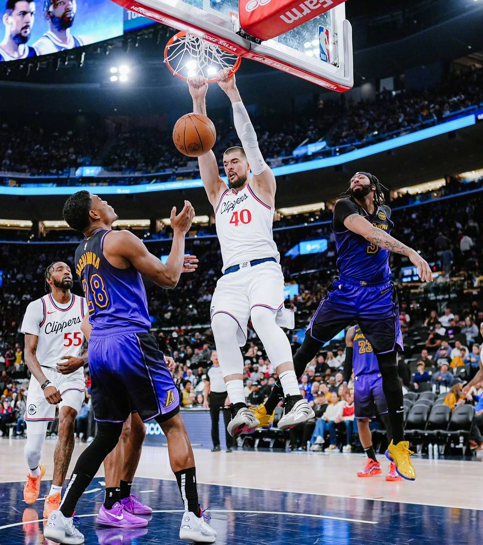 快船连胜达到五场战绩领跑