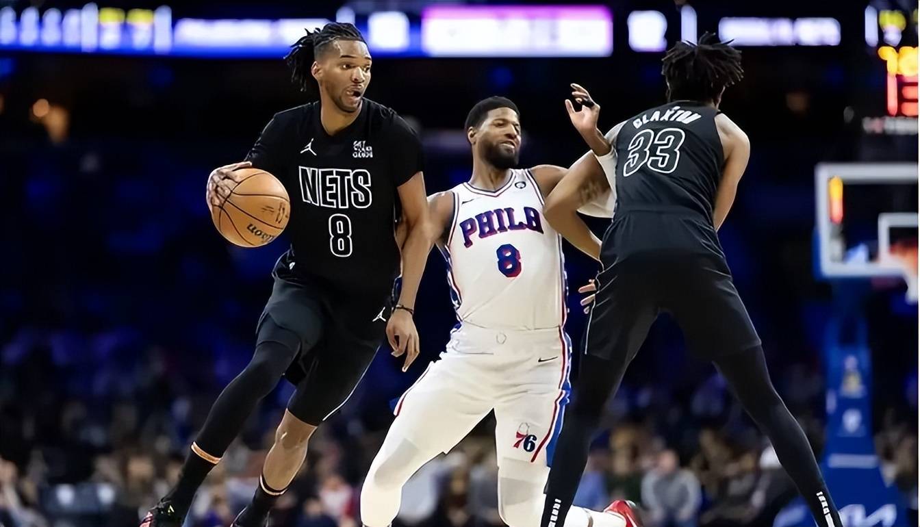 76人不敌黄蜂，西蒙斯狂砍37+13+11