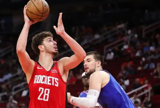 火箭再败国王,战绩继续下滑 火箭再败国王,战绩继续下滑